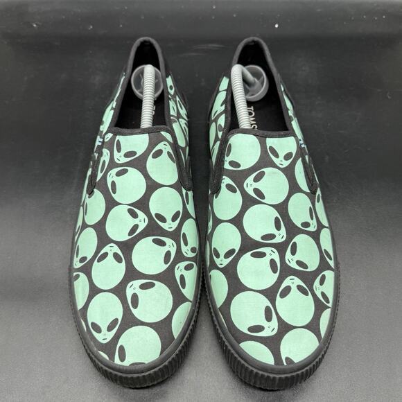Toms Shoe Mens size 10 Alien Green Black Glow In The Dark UFO Sneaker - Picture 3 of 8